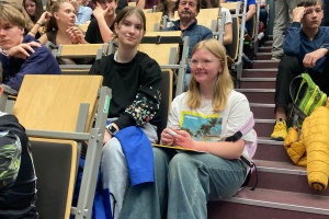 046f8810-7a29-4567-a4a4-d04563893272