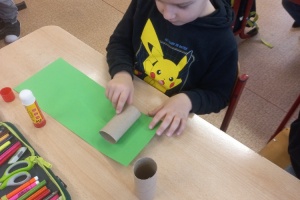 Dalekohledy z ruliček od toaletního papíru - 1. třída - Recyklohraní