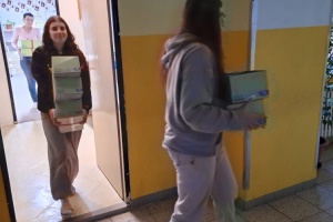 24bd3de6-eb54-4fae-af1a-ded62193c4b1