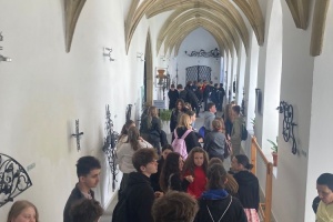 273d9ca5-2ea5-400e-bc82-815d1d24d5a1