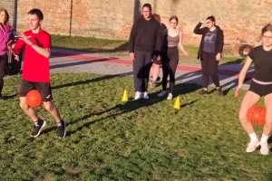 4016dc06-7502-4736-8b7b-96f94d8abe28