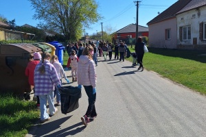 69230963-7e06-439c-b62c-4f229aa504d5