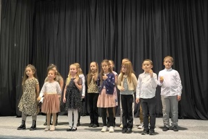 6f35a4d9-145b-4934-99ba-b4d9f5e3a4fb