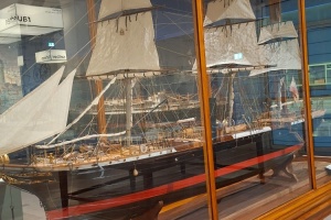 82bd76f9-9a19-47e3-a340-5d2bd6e9ef40