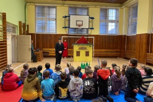 a28e6b1e-944b-4658-94a0-65d77d902820