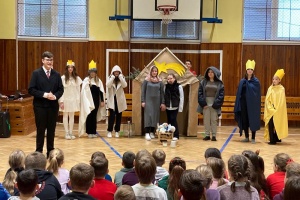 a6838a90-e0d8-44d7-b7ae-c54ea5fbd886