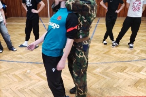 b1d1da38-eed6-46d1-b2ba-bff412260198