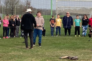 c1050374-00f5-42c5-afea-7ab2a829a4d7