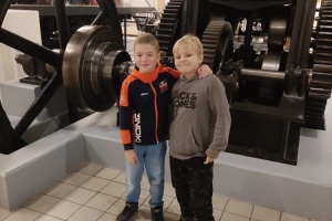 c3ca1917-b4ff-4268-984f-e852192df083