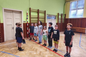 Den naruby - aprílová legrace ve škole