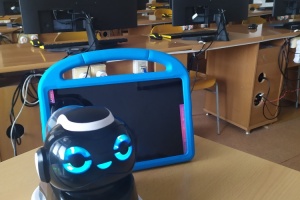 Využití programovatelného robota Artie Max v hodinách informatiky – 8. třída