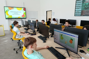 Informatika v Canvě: Tvoříme, prezentujeme a učíme se