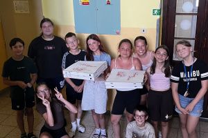 Nezapomenutelná noc v páté třídě: Jak jsme spali ve škole