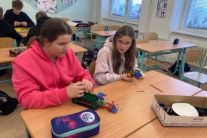 Práce se stavebnicí Merkur a LEGO v 7. třídě